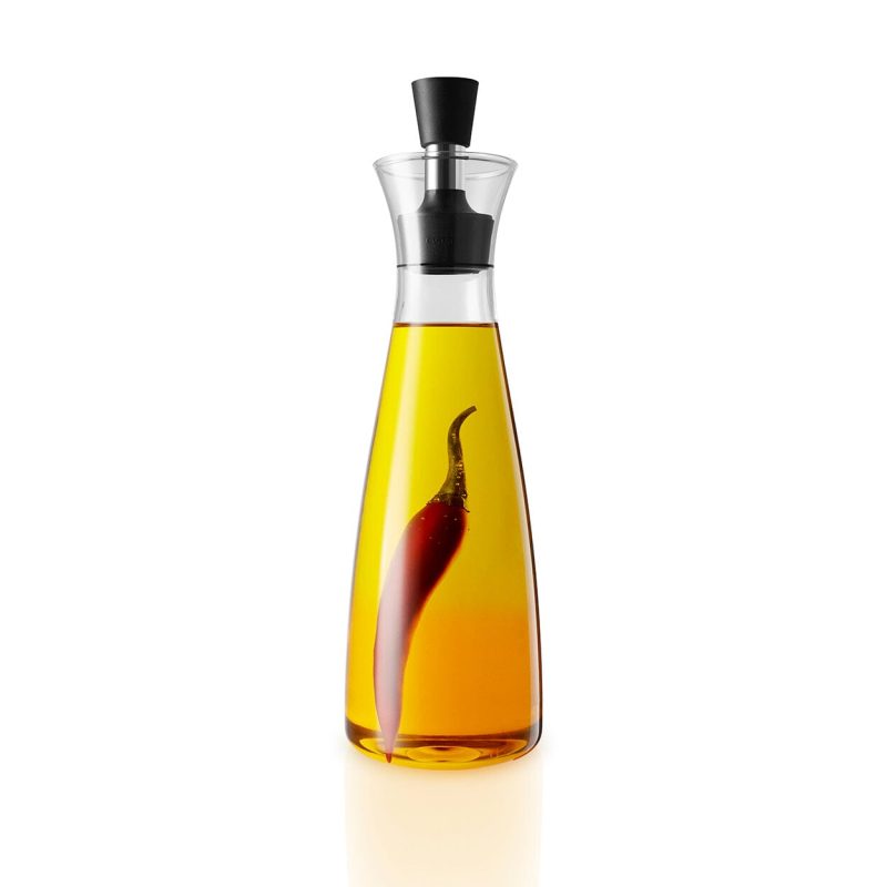 567685 Oil vinegar carafe regi chiliolieSqMed