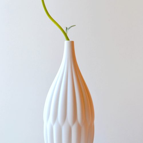 vertical vase